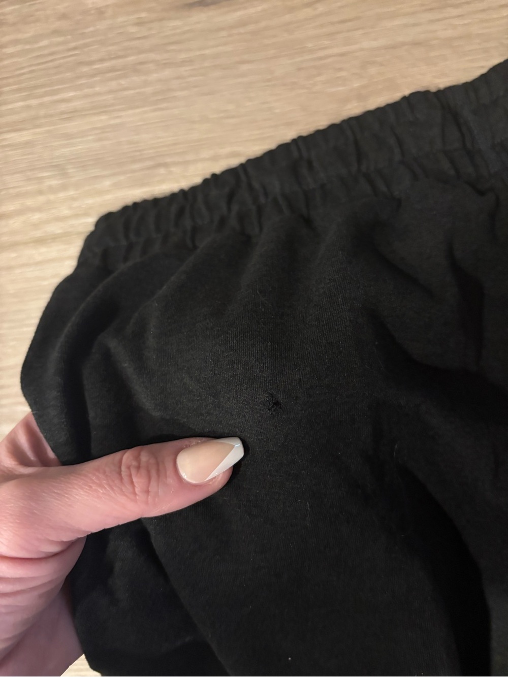 Vuori Jogger Sweatpants Performance Jogger Black - MSRP $110 - Picture 4 of 4